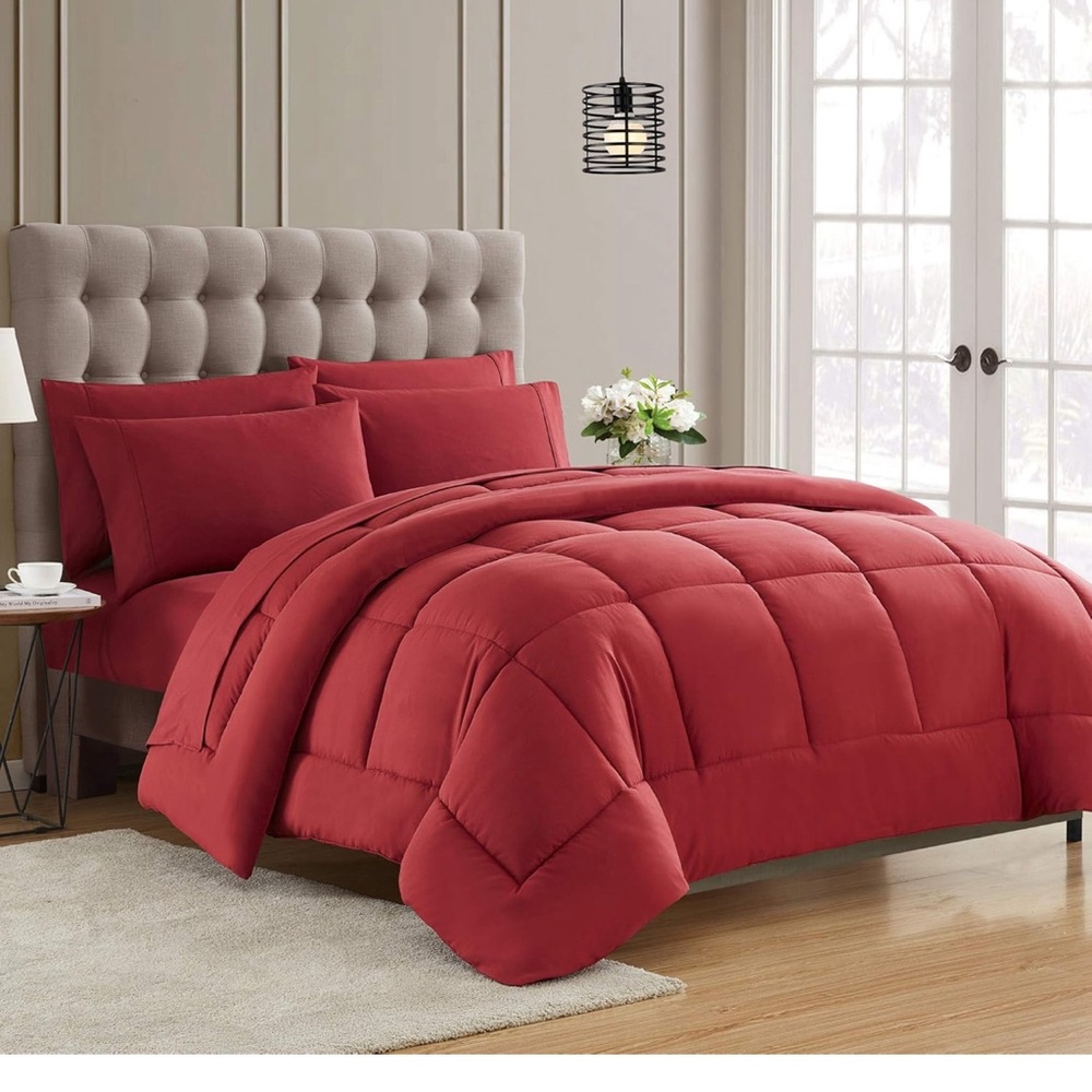 Sweet Home Collection Down Alternative Comforter All Season, Full, Burgundy